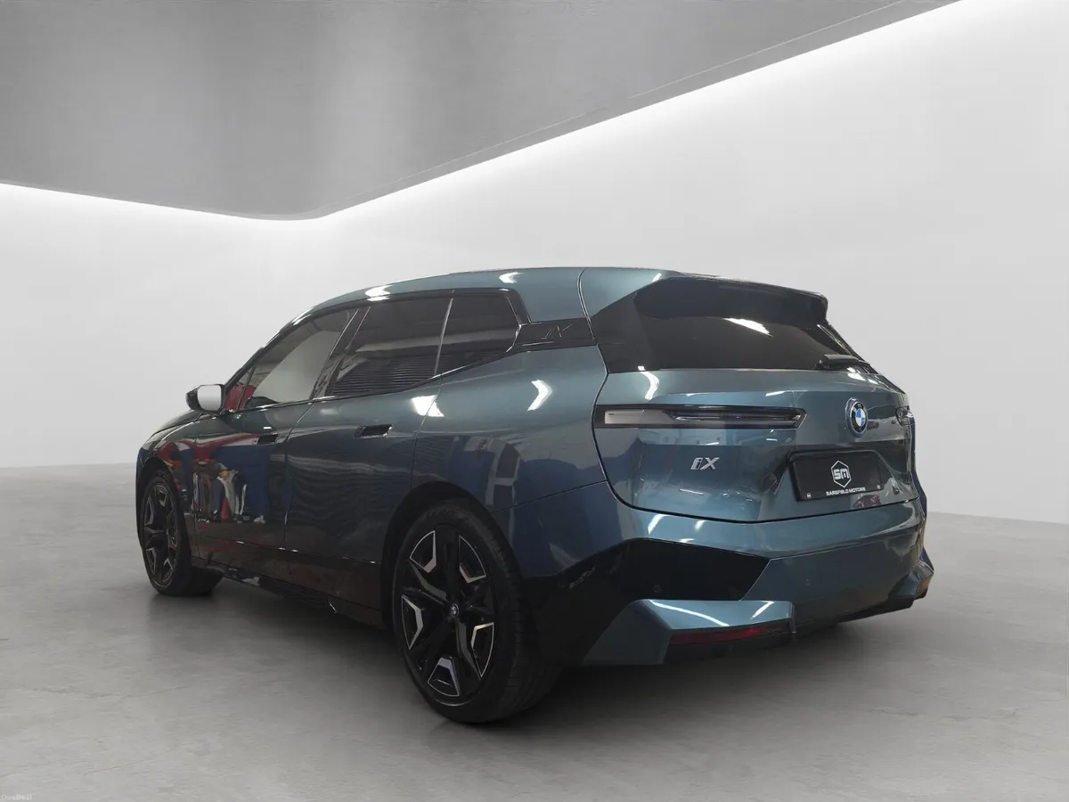 2022 BMW IX XDRIVE40 EDITION. - Image 4