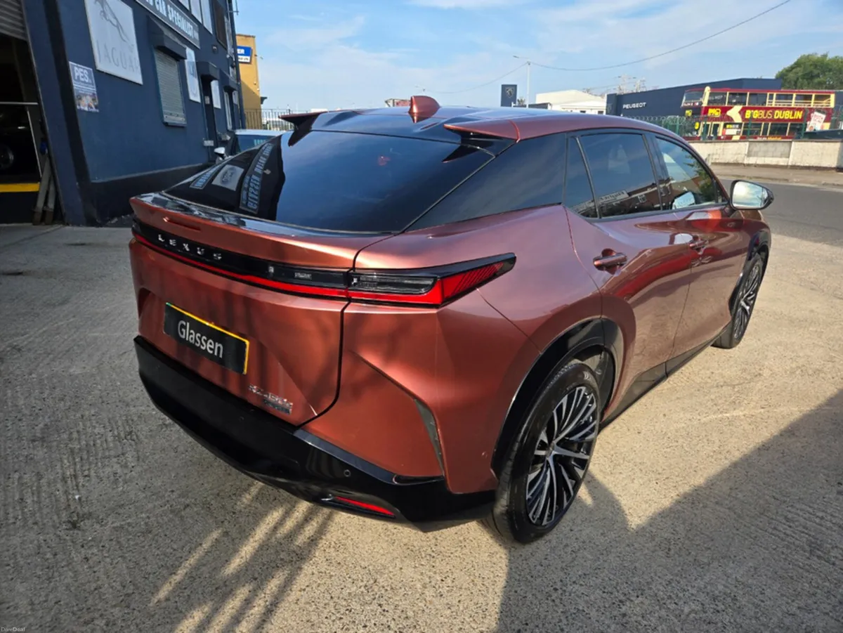 Lexus RZ 450E TAKUMI 4X4 - Image 5