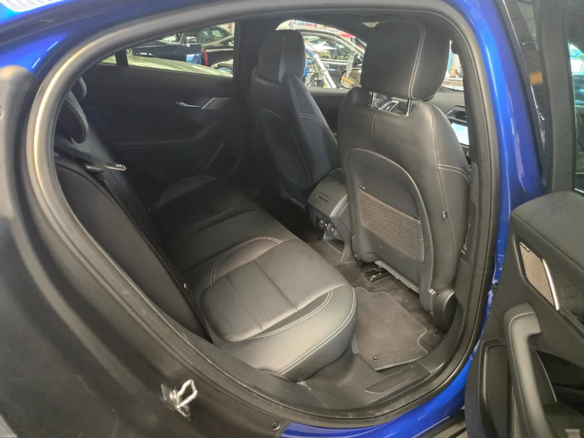 Jaguar I-Pace BLACK - Image 4