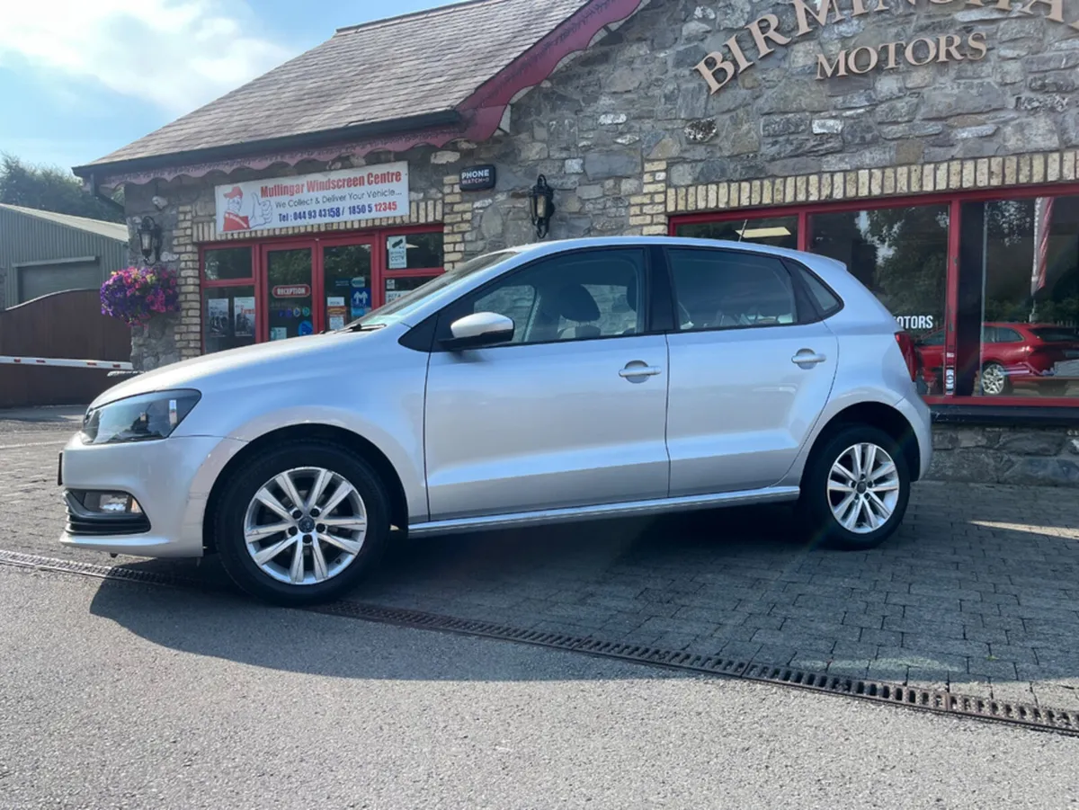Volkswagen Polo TRENDLINE 1.0 60HP MANUAL 5SPEED 5 - Image 2