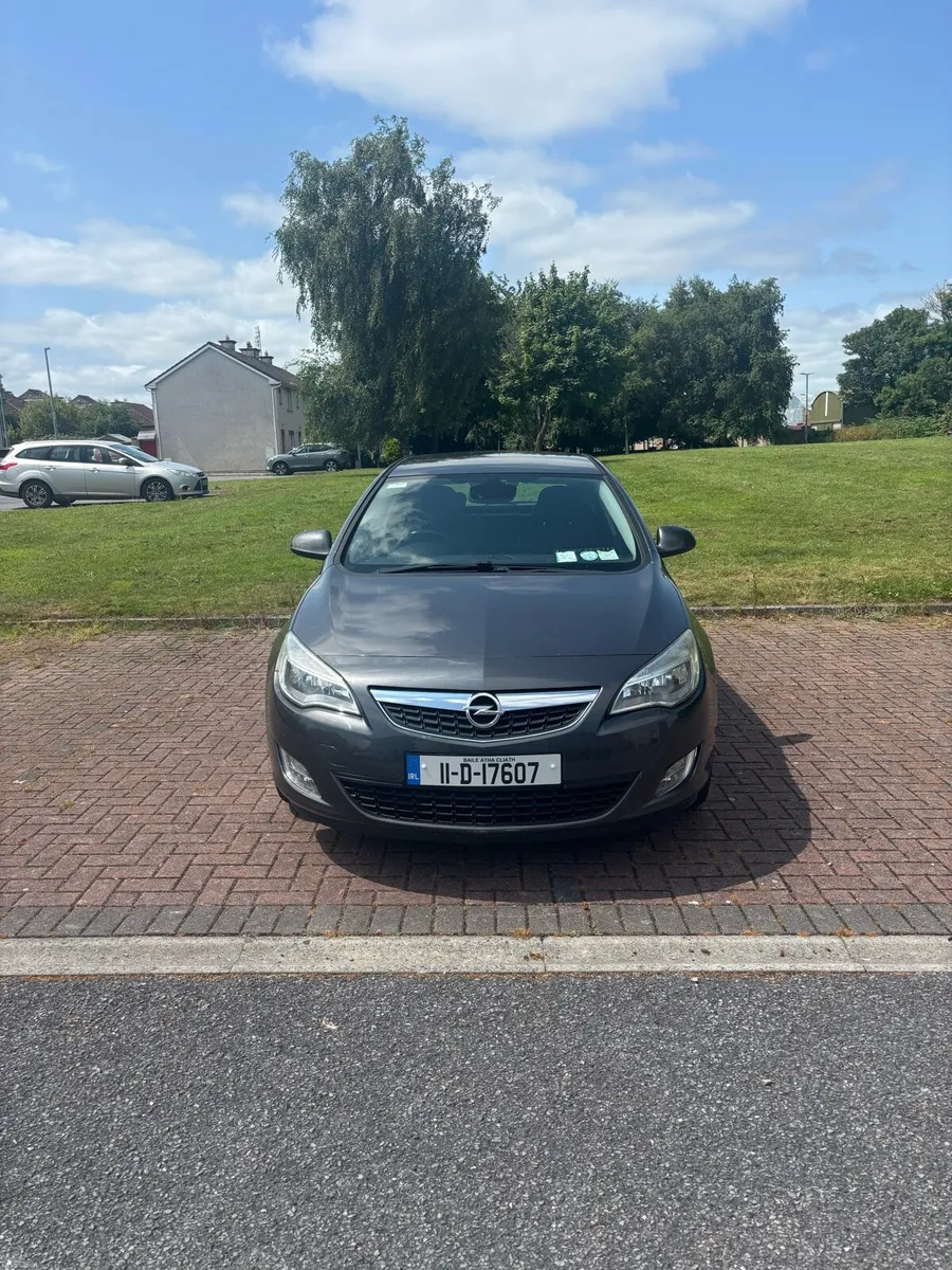 Opel Astra - Image 1
