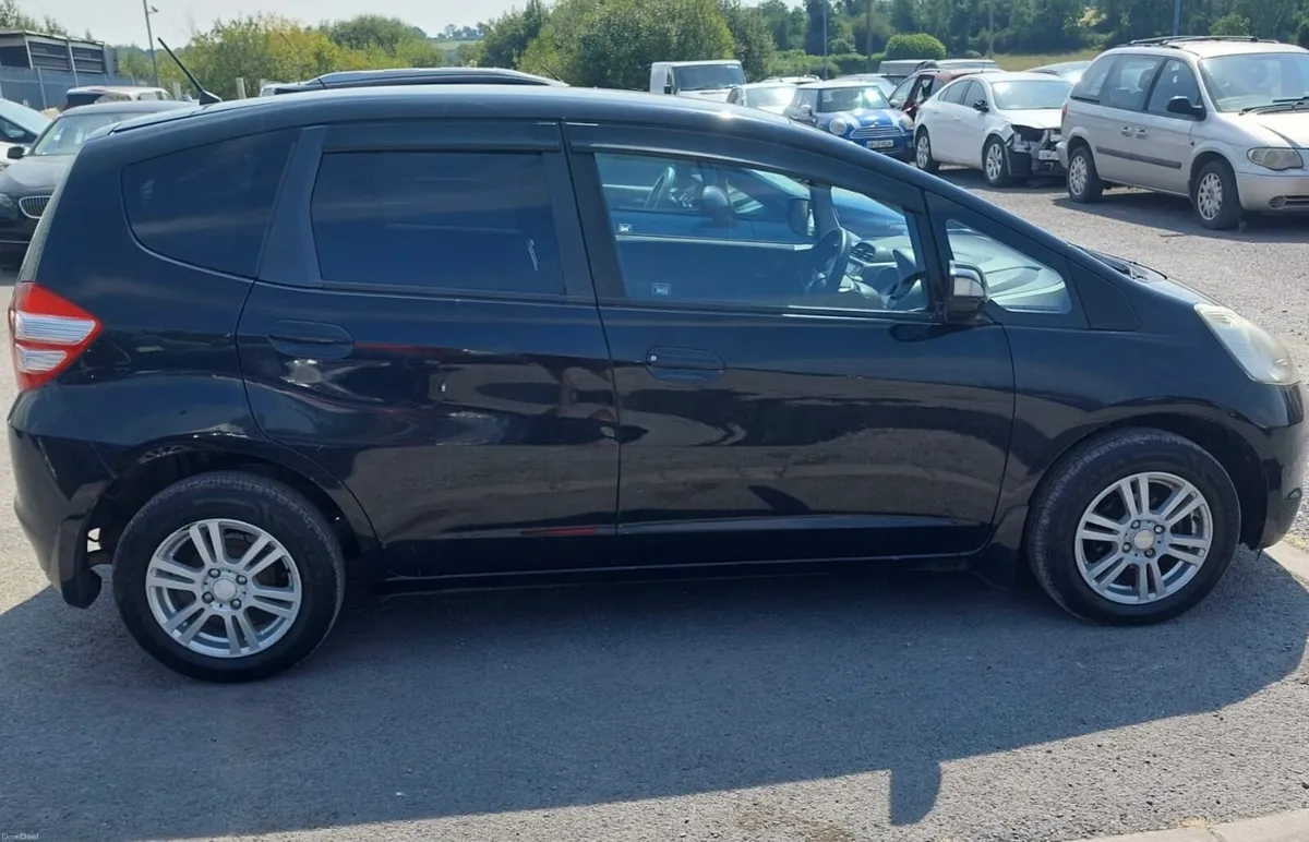 Honda FIT / Automatic /1.3 Petrol - Image 3