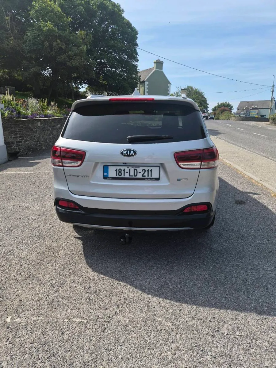 Kia Sorento - Image 4