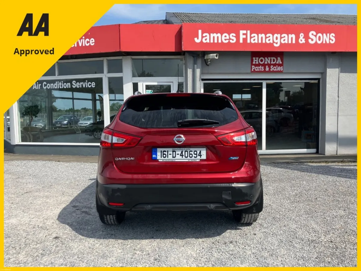 Nissan Qashqai 1.5 SV PREMIUM E6 4DR DSL - Image 5