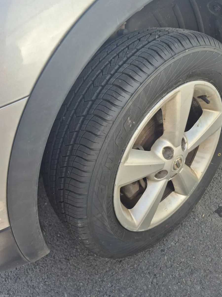 Nissan Qashqai 2009 - Image 4