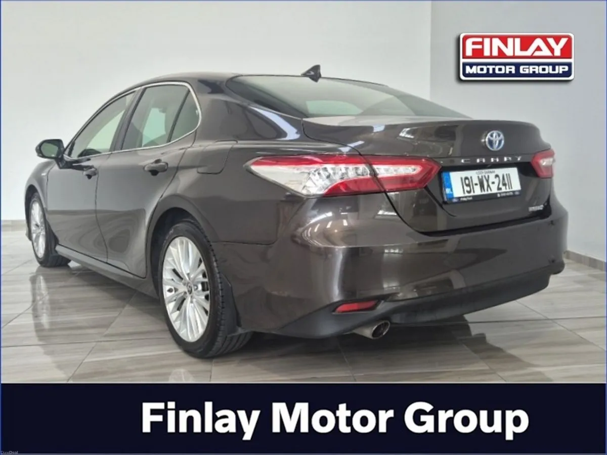 Toyota Camry 2.5 Camry Hybrid Platinum-  IRISH CAR - Image 3