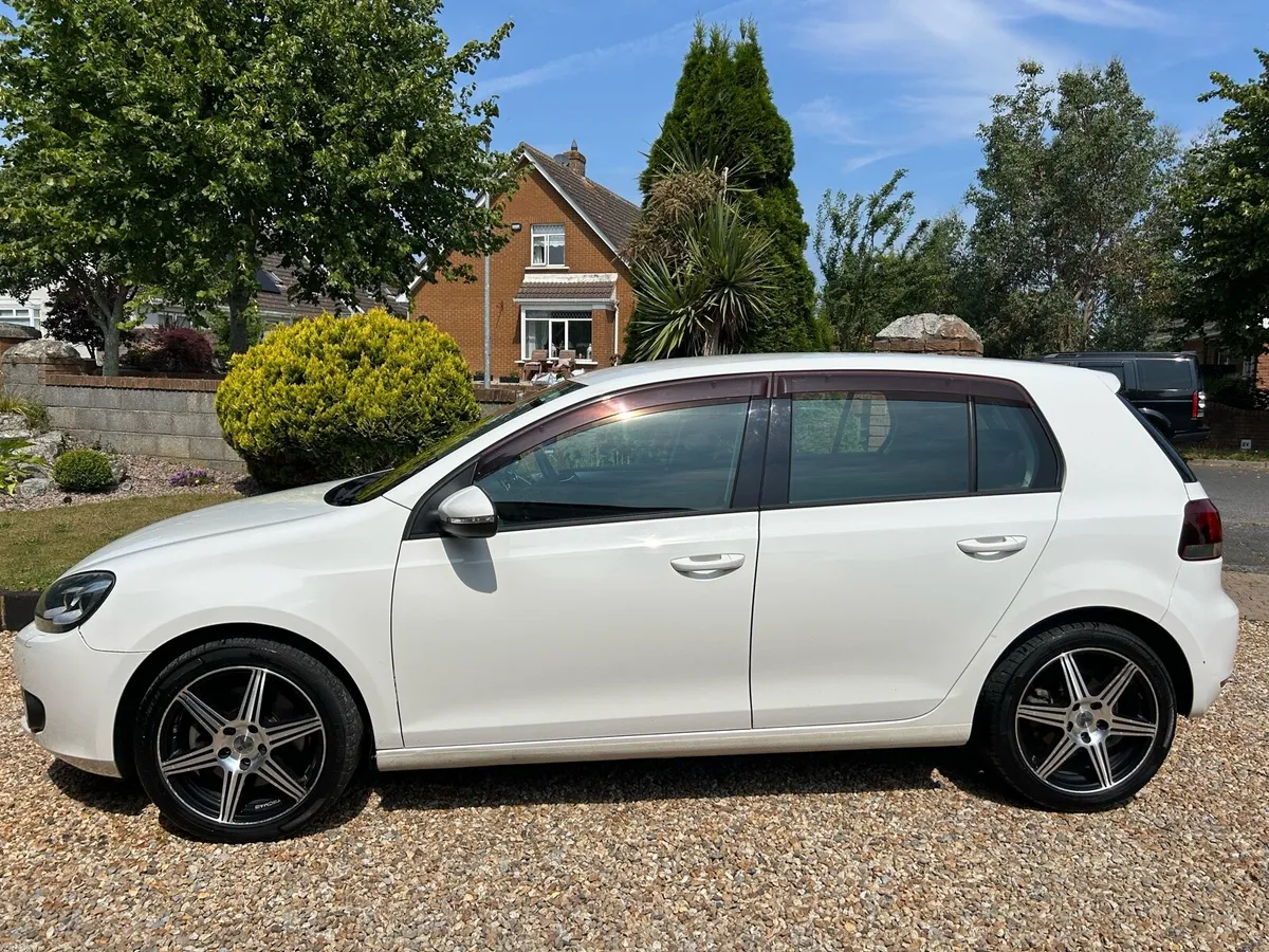 Volkswagen Golf 1.4 TSI DSG HIGHLINE | NEW NCT - Image 2