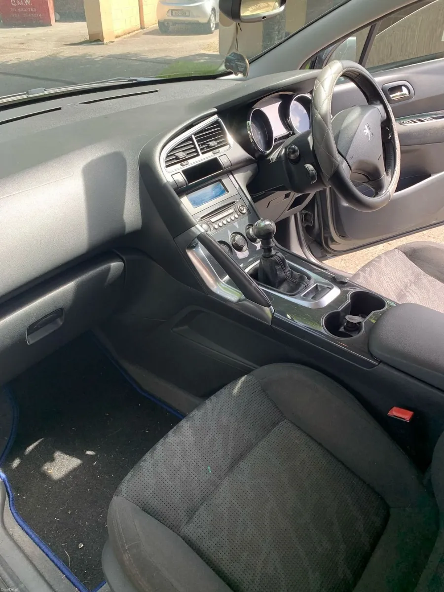 Peugeot 3008 2012 - Image 2