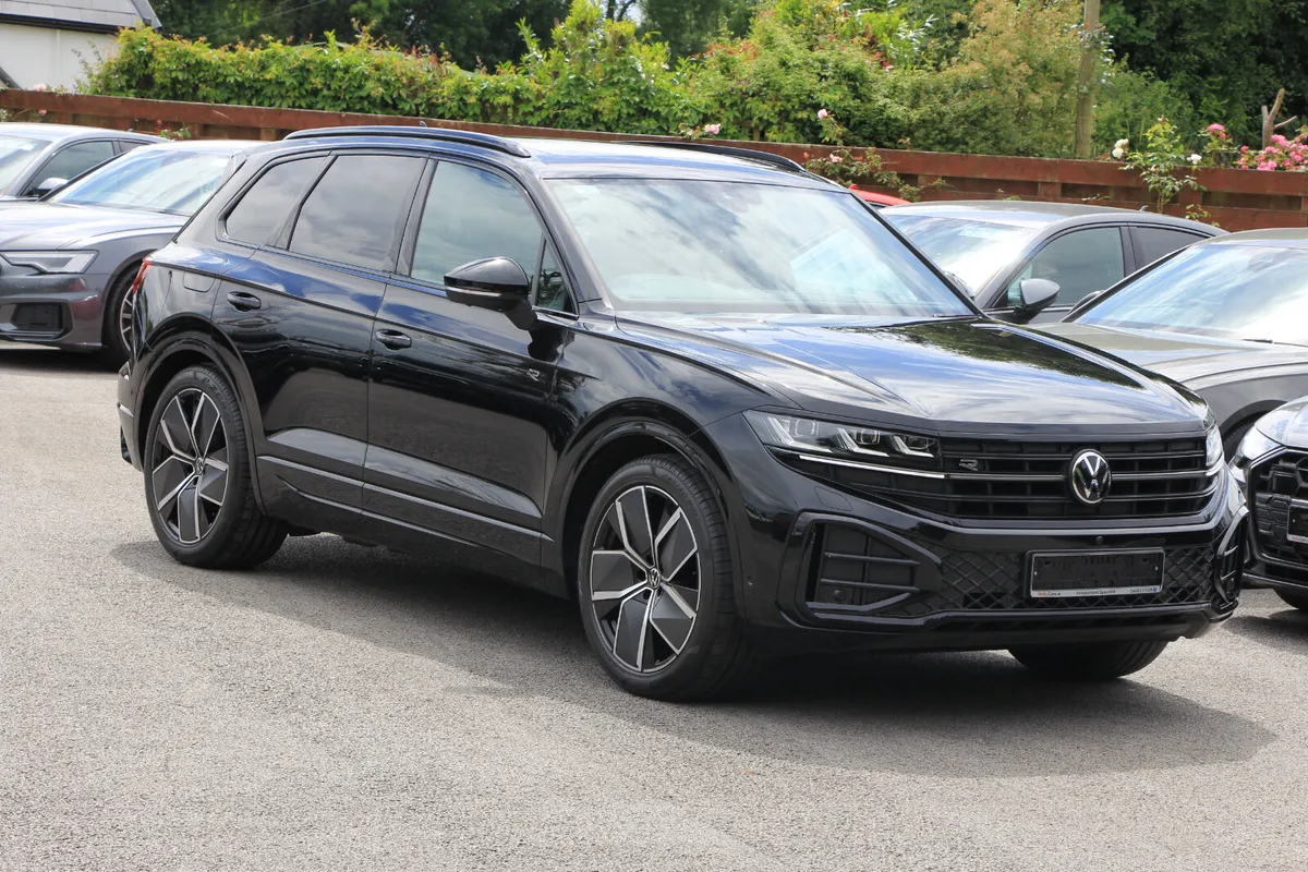 Touareg Black edition * 286bhp Tdi * 2 seat Com - Image 1