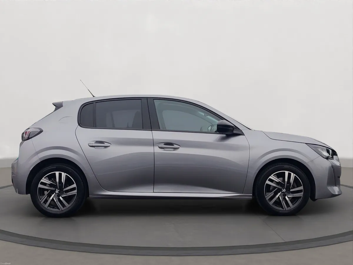 Peugeot 208 100bhp Allure - Image 5