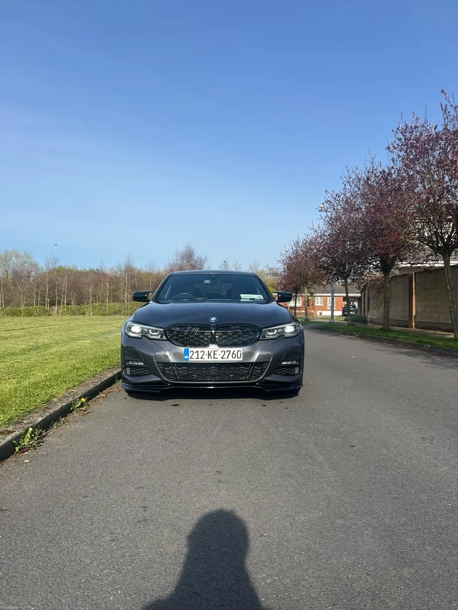 2021 BMW 330E - Image 4