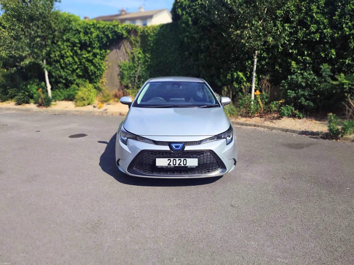 Toyota Corolla Hybrid S - Image 2