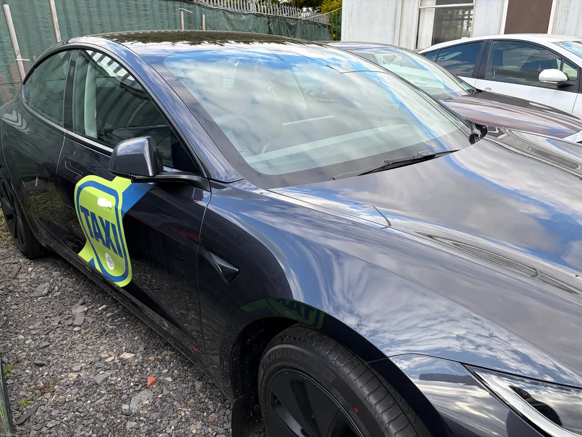 2026 Tesla Model 520KMS RANGE READY TO GO TAXI - Image 6