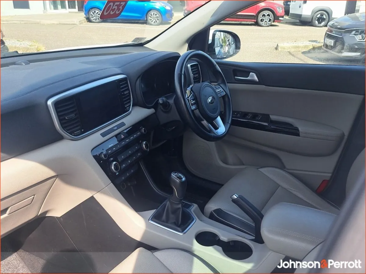Kia Sportage 1.6 CRDI MILD HYBRID K3 - Image 3