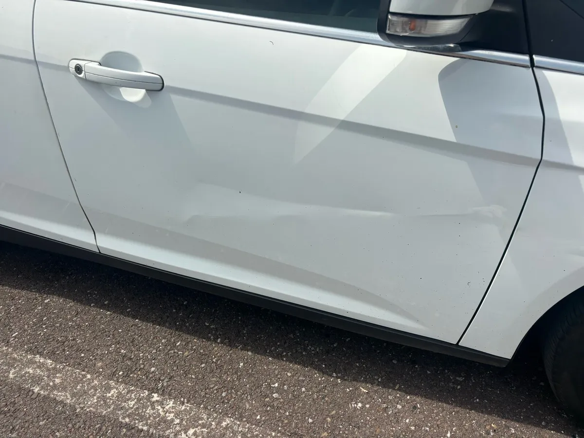 2017 Ford Focus 1.5L diesel manual - Image 6