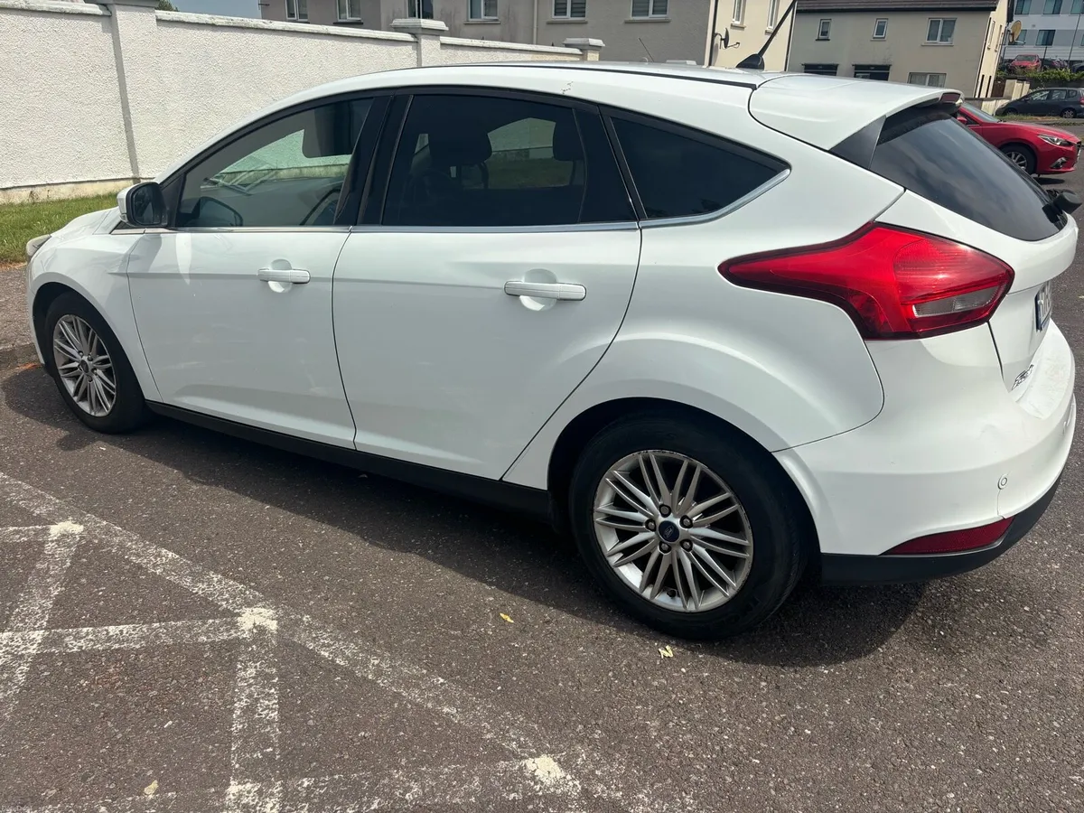 2017 Ford Focus 1.5L diesel manual - Image 4