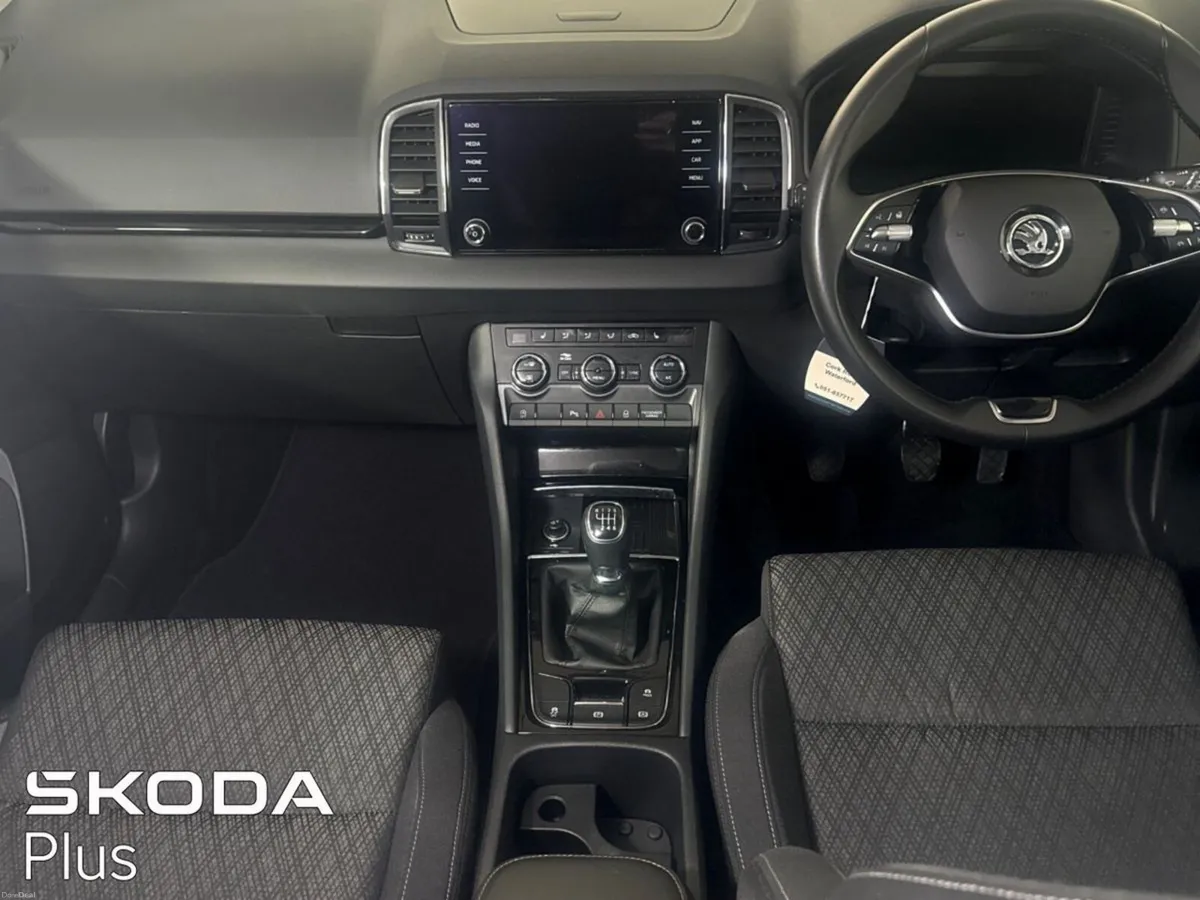 Skoda Karoq SELECTION+ 2.0TDI 115HP Full Leather - Image 3