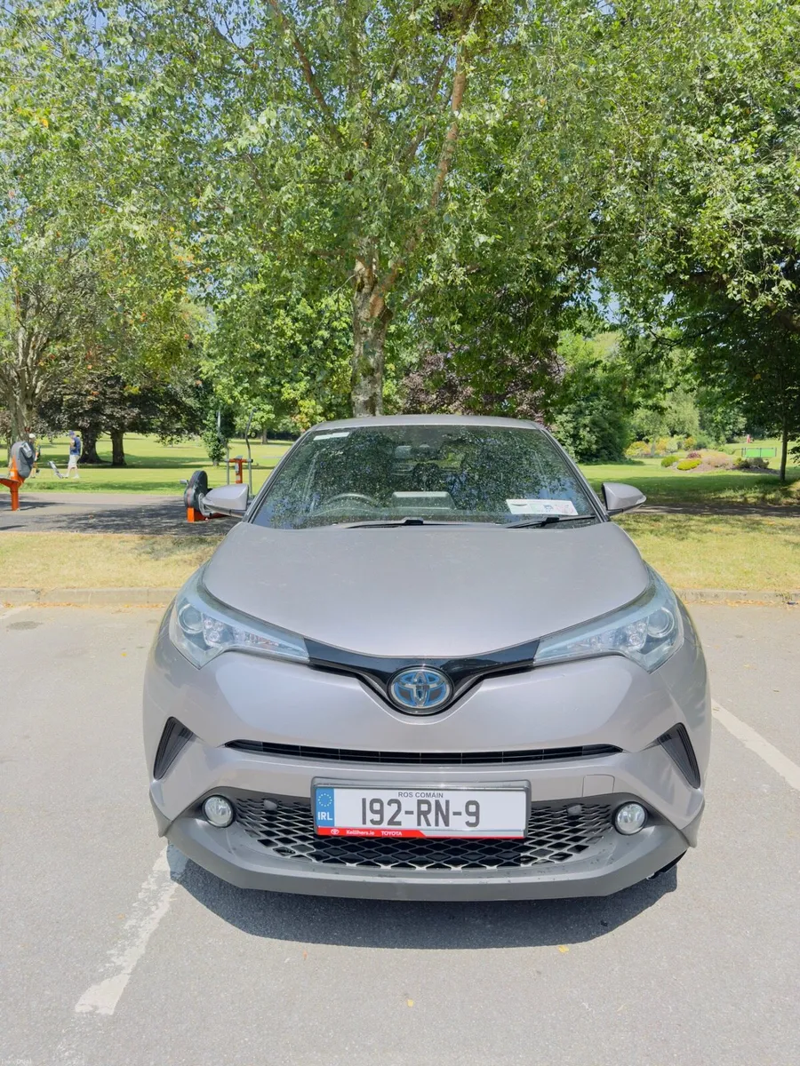 TOYOTA CH-R - Image 1