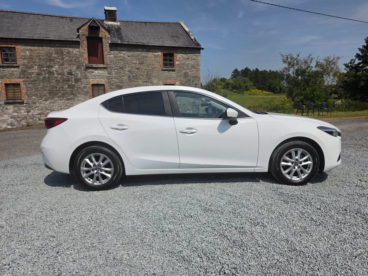 Mazda Mazda3 2018 - Image 4