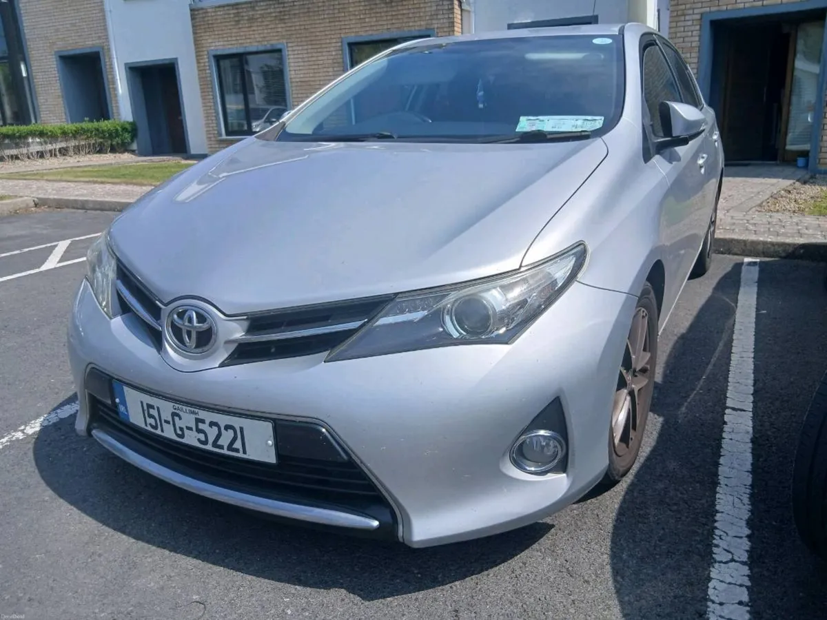 Toyota Auris 1.4 DIESEL D4D ICON+ (low mileage) - Image 4