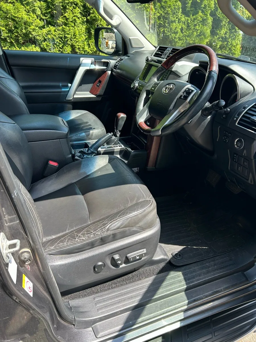 Toyota landcruiser lc5 - Image 5