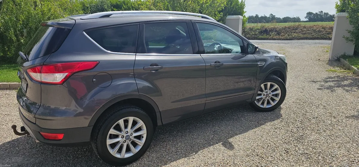Ford Kuga 2016 - Image 2