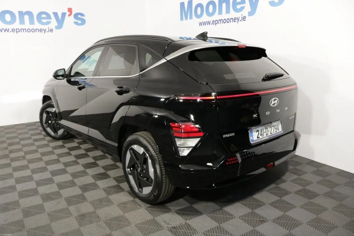 Hyundai KONA Electric Elegance 64 kWh EV - Test Dr - Image 5