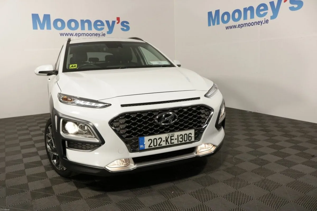 Hyundai KONA HYBRID EXECUTIVE 1.6L PETROL COMPACT - Image 2