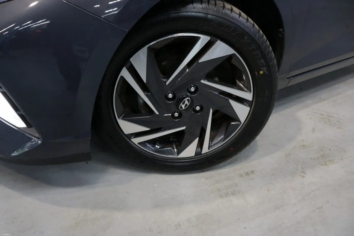 Hyundai i20 Deluxe Plus 1.2L Petrol Hatchback - Te - Image 3