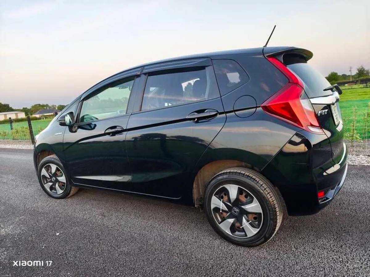 2018 Honda Fit Automatic Hybrid (New NCT 03/28) - Image 5
