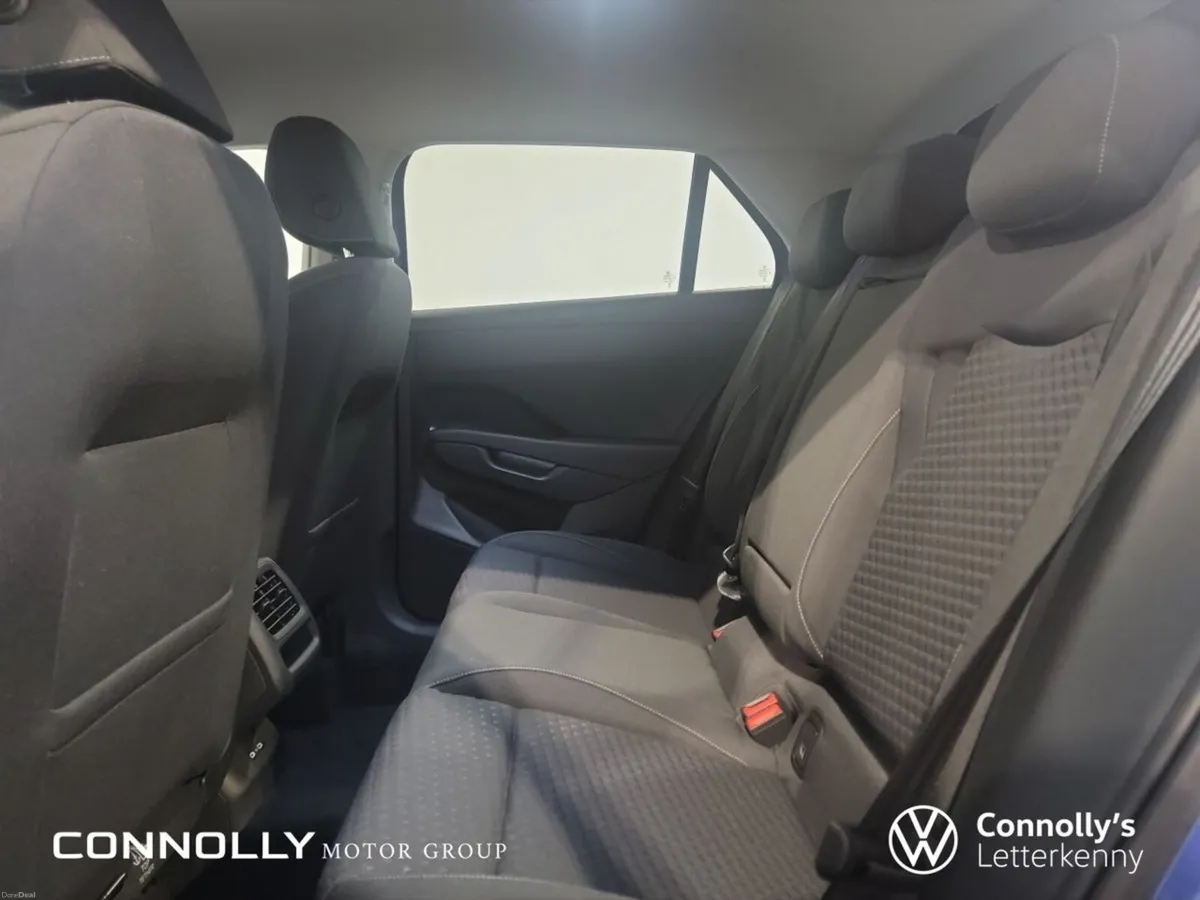 Volkswagen T-Roc Life 1.5TSI 116HP Auto *Great Sup - Image 6