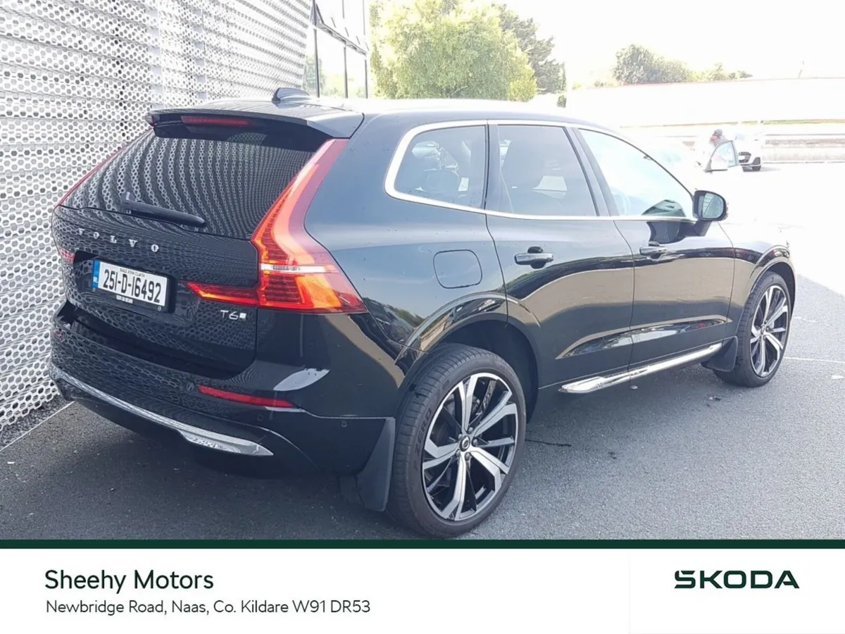 Volvo XC60 T6 PHEV AWD ULTRA - Image 3