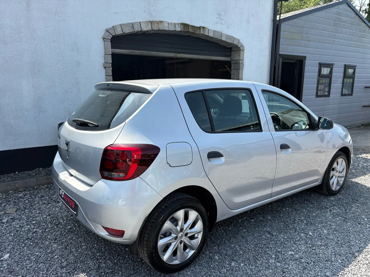 Dacia sandero - Image 4