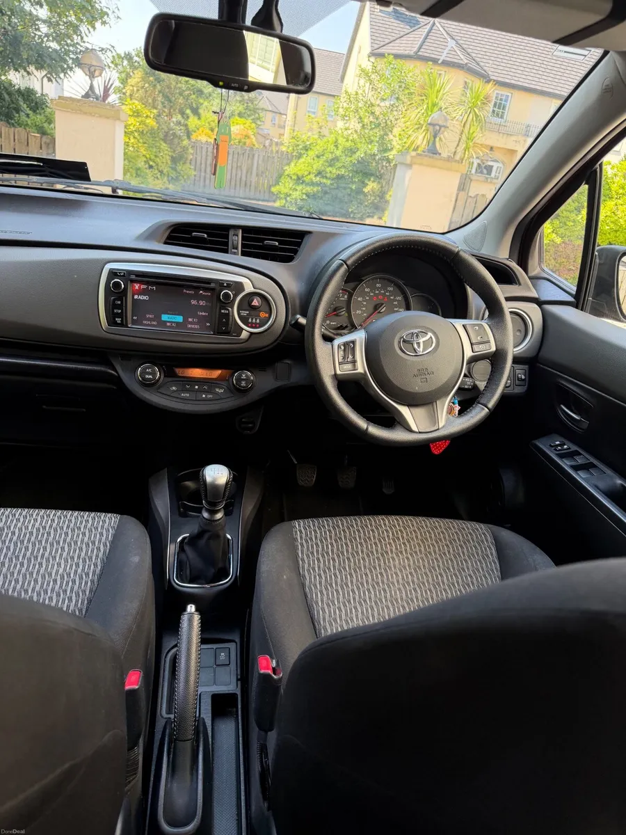 Toyota Yaris 2014, low mileage - Image 6