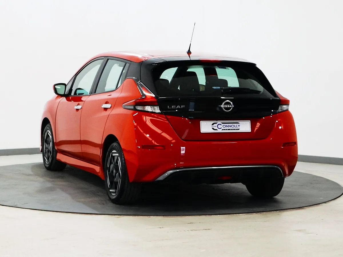 *127* 2022 Nissan Leaf acenta - Image 6