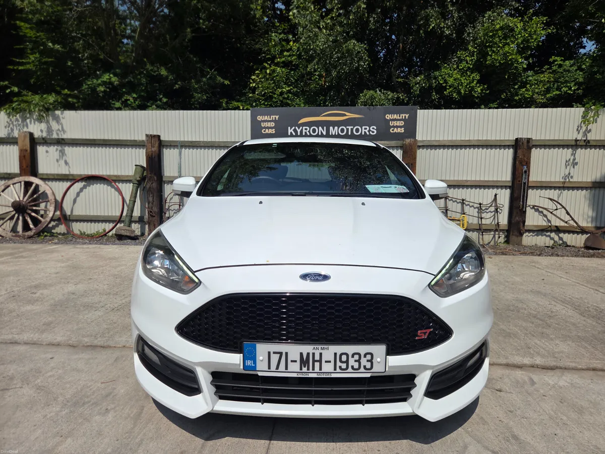 2017 Ford Focus ST-2 2.0 TDCi 180PS | FSH | 2 Owne - Image 2