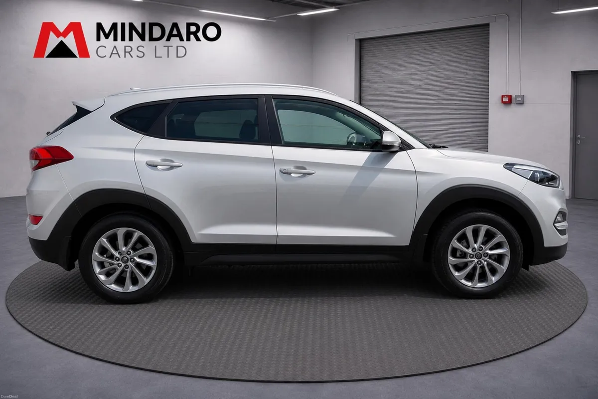 Hyundai Tucson 2016/executive//leather - Image 4
