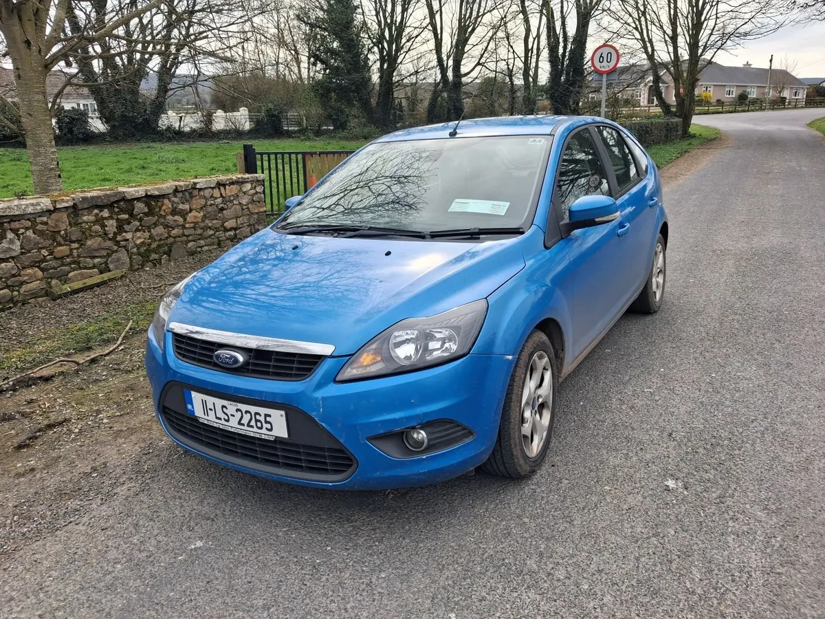 Ford Focus 2011 - Image 2