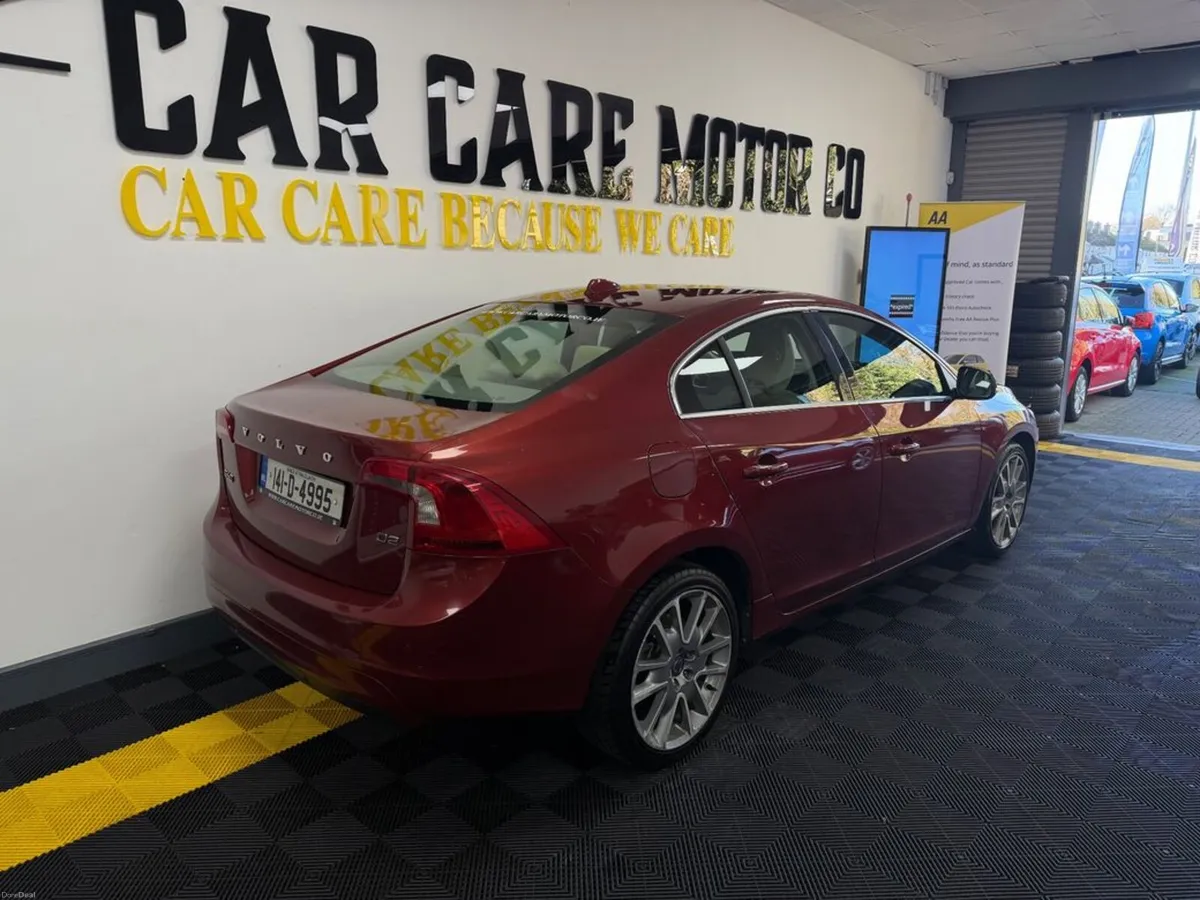 Volvo S60 D2 SE 4DR - Image 4