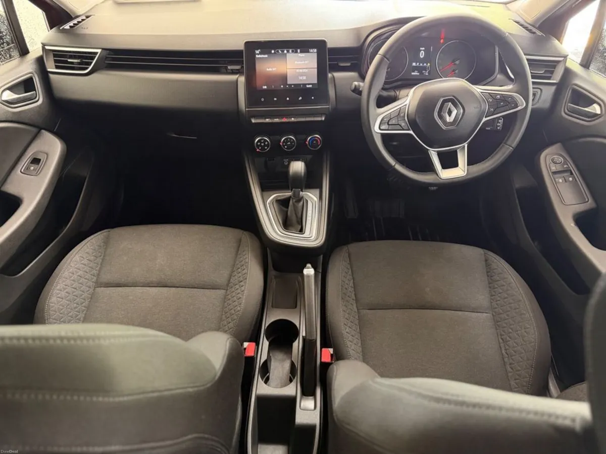 Renault Clio Equilibre 1.0 Automatic - Image 6