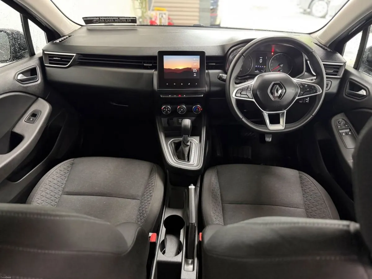 Renault Clio Equilibre 1.0 Automatic - Image 6