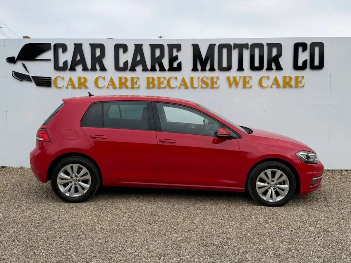 Volkswagen Golf 2017 Golf 1.2 Automatic - Image 2