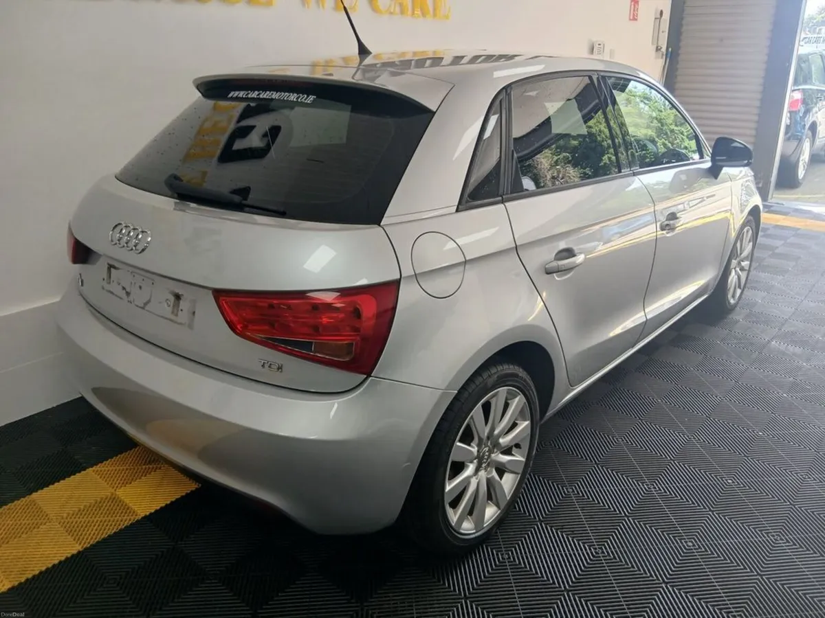 Audi A1 SB 1.6tdi 90 Sport 4DR - Image 4