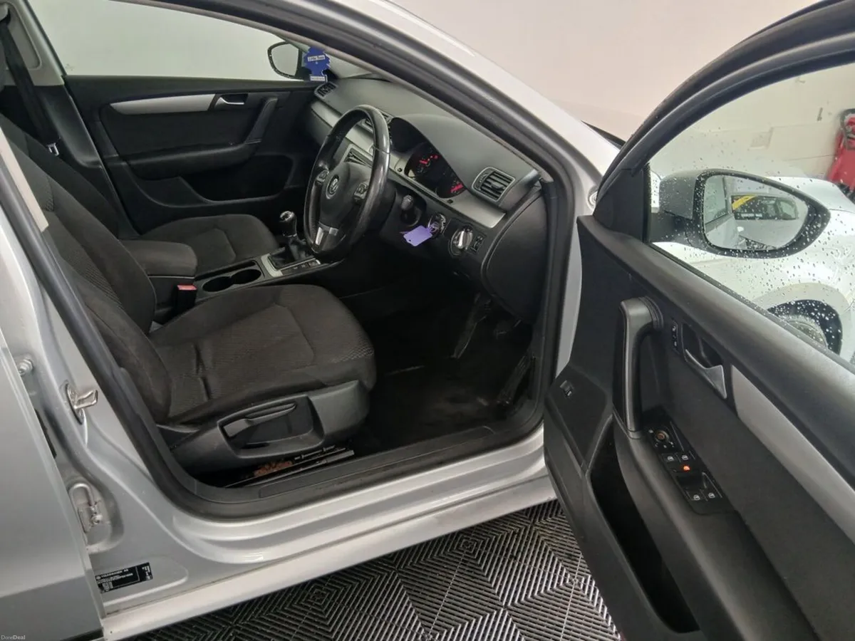 Volkswagen Passat BM 1.6tdi M6F BMT 105HP 4DR - Image 6