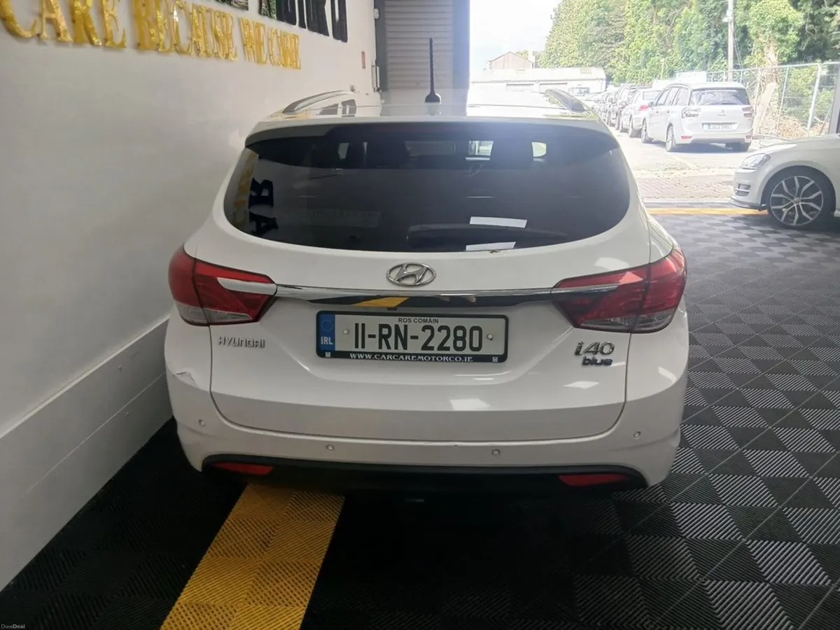 Hyundai i40 1.7 Crdi Style BLU Driv 5DR - Image 5
