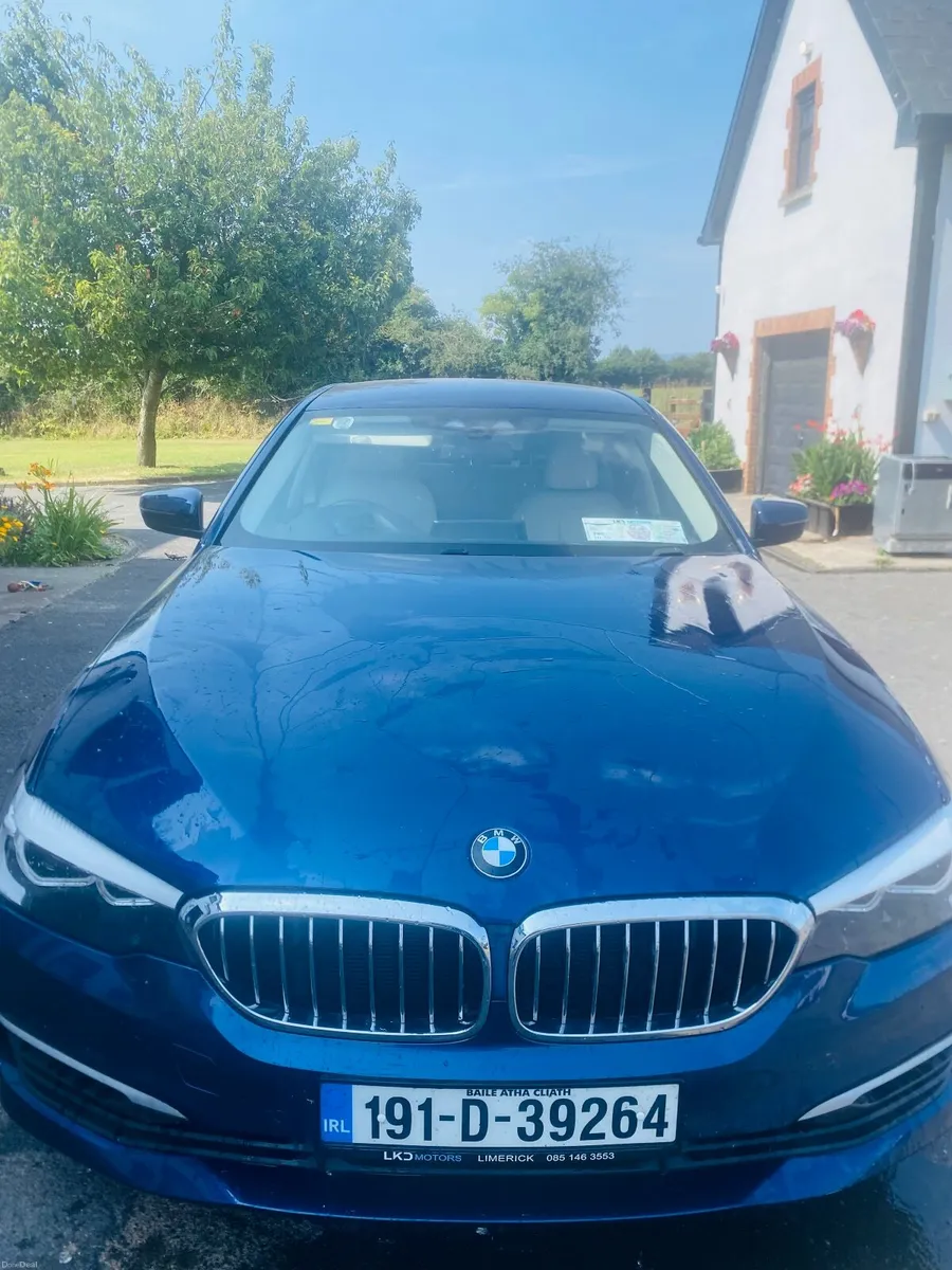 BMW 5-Series 2019 - Image 1