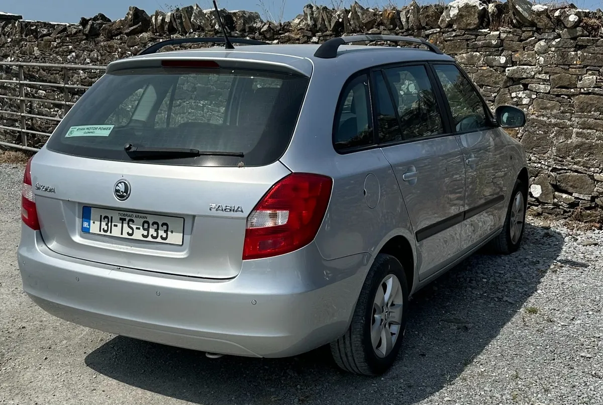 Skoda Fabia 1.2 Petrol **Low mileage** - Image 6