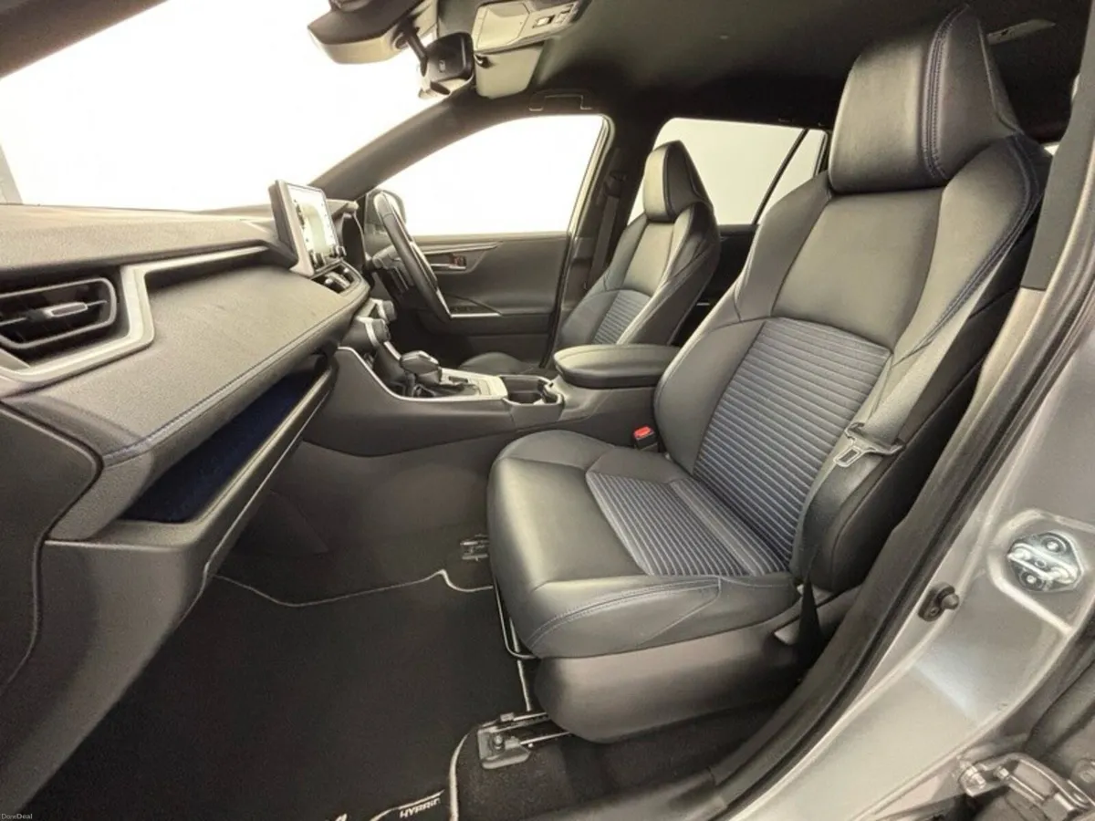 Toyota RAV4 HYBRID SPORT 4DR AUTO - Image 6
