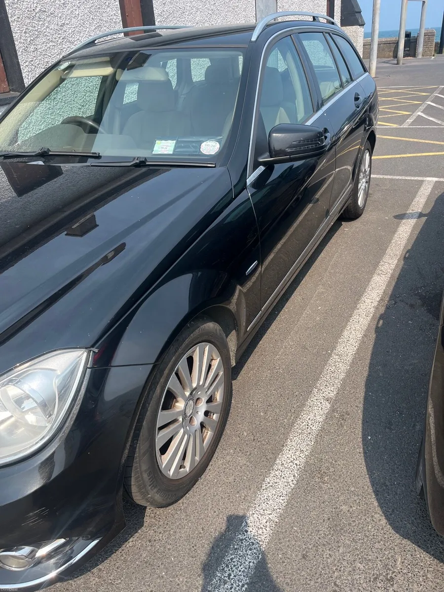 Mercedes C200 diesel estate - Image 2