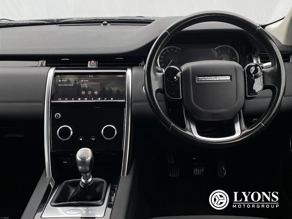 Land Rover Discovery Sport 7 seater 2.0D 150PS FWD - Image 3